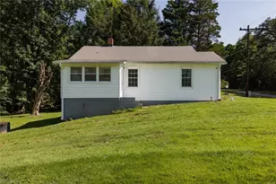 220 Collins Rd, Elkin, NC 28621 - Photo 30