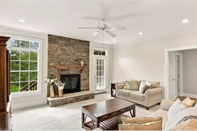 4600 Century Oaks Lane, Winston-Salem, NC 27106 - Photo 8
