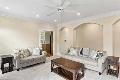 4600 Century Oaks Lane, Winston-Salem, NC 27106 - Photo 10