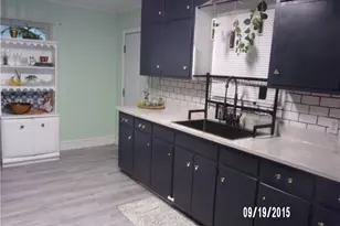 3900 Oak Grove Ave, Greensboro, NC 27405 - Photo 2