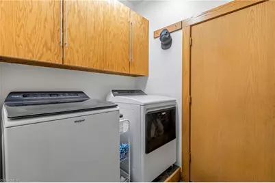 381 Hunters Point, Lexington, NC 27295 - Photo 34
