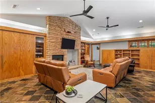 381 Hunters Point, Lexington, NC 27295 - Photo 10
