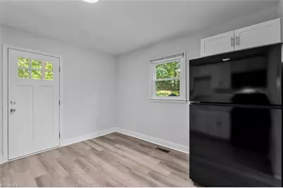 621 Spring Garden Circle, High Point, NC 27260 - Photo 12