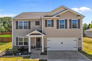 218 Birch Tree Wy, Mayodan, NC 27027 - Photo 1