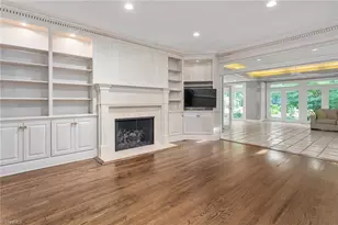 402 Parkmont Dr, Greensboro, NC 27408 - Photo 20