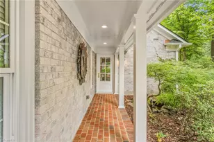402 Parkmont Dr, Greensboro, NC 27408 - Photo 44