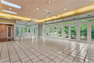 402 Parkmont Drive, Greensboro, NC 27408 - Photo 16