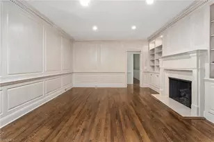 402 Parkmont Dr, Greensboro, NC 27408 - Photo 22