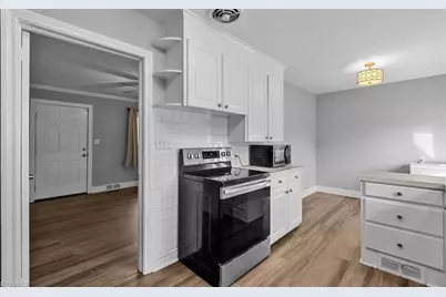 921 E King Street, King, NC 27021 - Photo 10