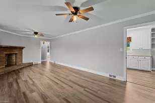 921 E King St, King, NC 27021 - Photo 6