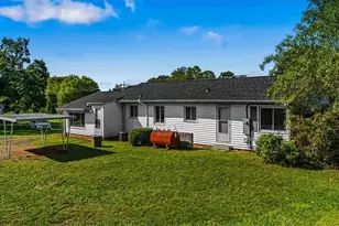 921 E King St, King, NC 27021 - Photo 32
