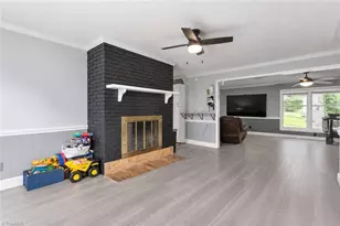 1200 Quail Hollow Rd, Kernersville, NC 27284 - Photo 10
