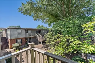 3822 Country Club Rd, Winston-Salem, NC 27104 - Photo 8