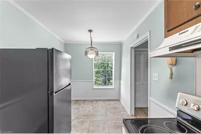 3822 Country Club Road #I, Winston-Salem, NC 27104 - Photo 18