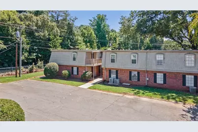 3822 Country Club Road #I, Winston-Salem, NC 27104 - Photo 4