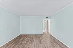 3822 Country Club Rd, Winston-Salem, NC 27104 - Photo 12