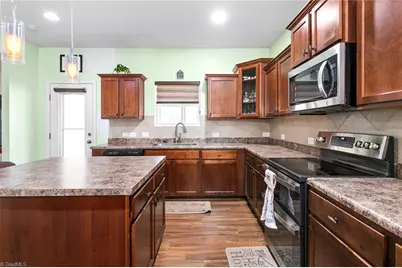 5004 Shorthorn Way, Greensboro, NC 27405 - Photo 16