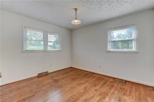 2036 Camp Springs Rd, Reidsville, NC 27320 - Photo 34