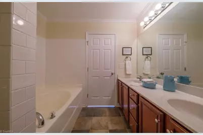 303 Locksley Court, Thomasville, NC 27360 - Photo 8