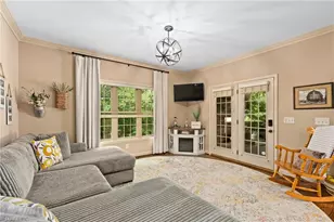 1215 Netterillo Dr, Winston-Salem, NC 27103 - Photo 18