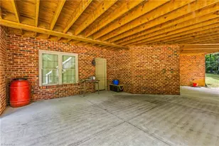 1215 Netterillo Dr, Winston-Salem, NC 27103 - Photo 40