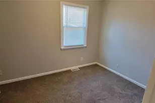 3923 Overland Heights, Greensboro, NC 27407 - Photo 6
