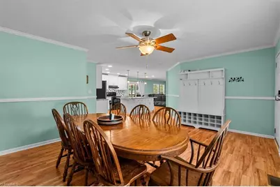 776 Lake Shore Avenue, Lexington, NC 27292 - Photo 6