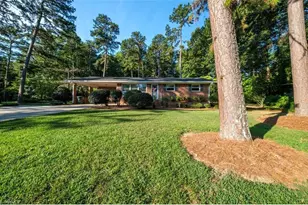 221 Westwood Ave, Thomasville, NC 27360 - Photo 1