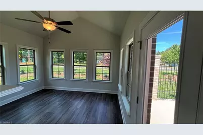 1040 Beechcraft Drive, Mebane, NC 27302 - Photo 4