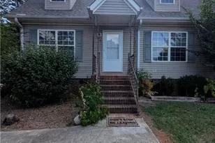 200 Broad St, Denton, NC 27239 - Photo 1