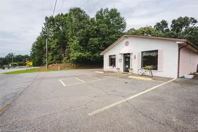 224 School Drive, Taylorsville, NC 28681 - Photo 4