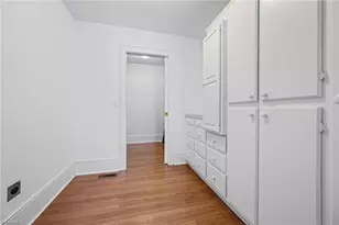 412 N Main St, Dobson, NC 27017 - Photo 26
