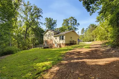 1315 Yardley Terrace, Winston-Salem, NC 27105 - Photo 28