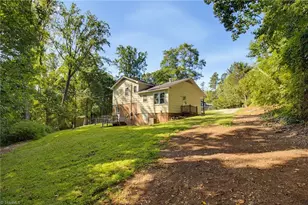 1315 Yardley Terrace, Winston-Salem, NC 27105 - Photo 28