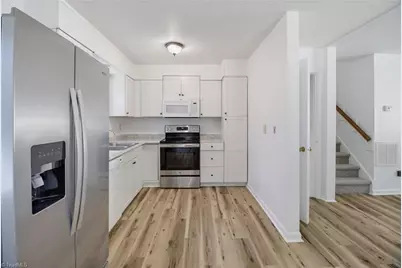 1315 Yardley Terrace, Winston-Salem, NC 27105 - Photo 10