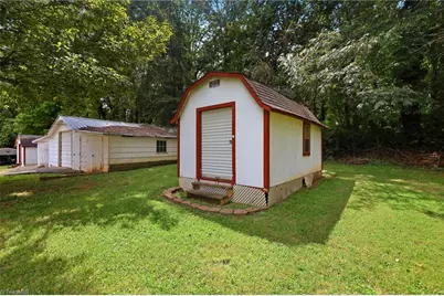 212 Circle Drive, Dobson, NC 27017 - Photo 40