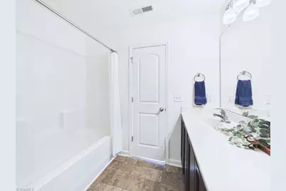 4133 Eastland Avenue, Greensboro, NC 27405 - Photo 14