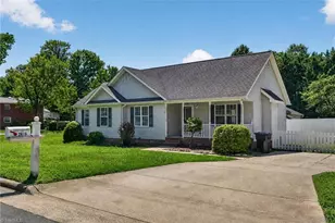 2610 Eldermont St, Burlington, NC 27215 - Photo 4