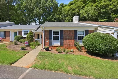 2642 Cottage Place, Greensboro, NC 27455 - Photo 2