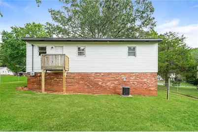 7620 Pine Street, Rural Hall, NC 27045 - Photo 18