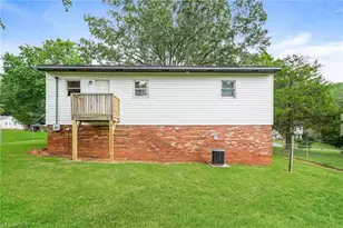 7620 Pine St, Rural Hall, NC 27045 - Photo 18