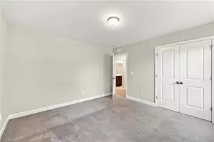 702 Vance St, Mebane, NC 27302 - Photo 24