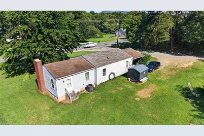 5889 Nc Highway 66, King, NC 27021 - Photo 10