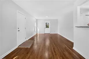 807 Julian St, Greensboro, NC 27405 - Photo 10