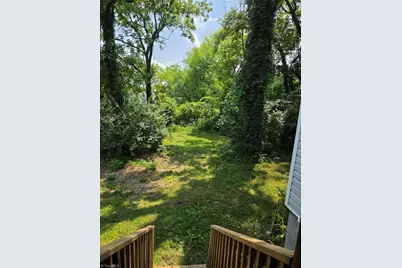 806 E Commerce Avenue, High Point, NC 27260 - Photo 10