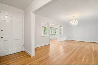 719 Quarterstaff Road, Winston-Salem, NC 27104 - Photo 4