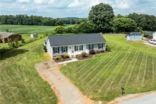 1003 Crestline Dr, Yadkinville, NC 27055 - Photo 4