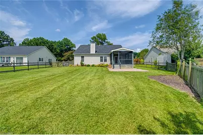 5130 Queensway Road, Winston-Salem, NC 27127 - Photo 30