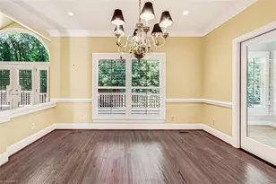 3809 Chiswell Ct, Greensboro, NC 27410 - Photo 10
