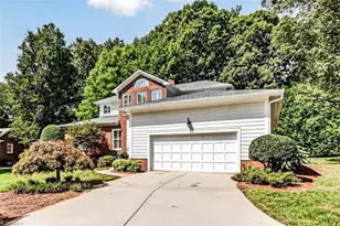 3809 Chiswell Ct, Greensboro, NC 27410 - Photo 2